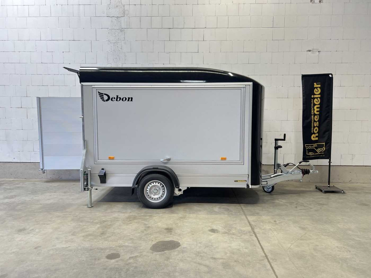 CHEVAL LIBERTE DEBON C300 Roadster Verk.Kl Tür Kofferanhänger - Tirdzniecības piekabe: foto 5 CHEVAL LIBERTE DEBON C300 Roadster Verk.Kl Tür Kofferanhänger - Tirdzniecības piekabe: foto 5