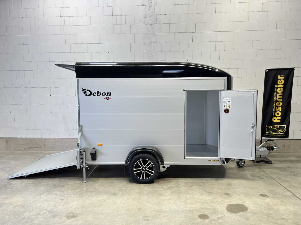 CHEVAL LIBERTE DEBON C400 Roadster ALF Kofferanhänger - Motocikla piekabe: foto 1 CHEVAL LIBERTE DEBON C400 Roadster ALF Kofferanhänger - Motocikla piekabe: foto 1