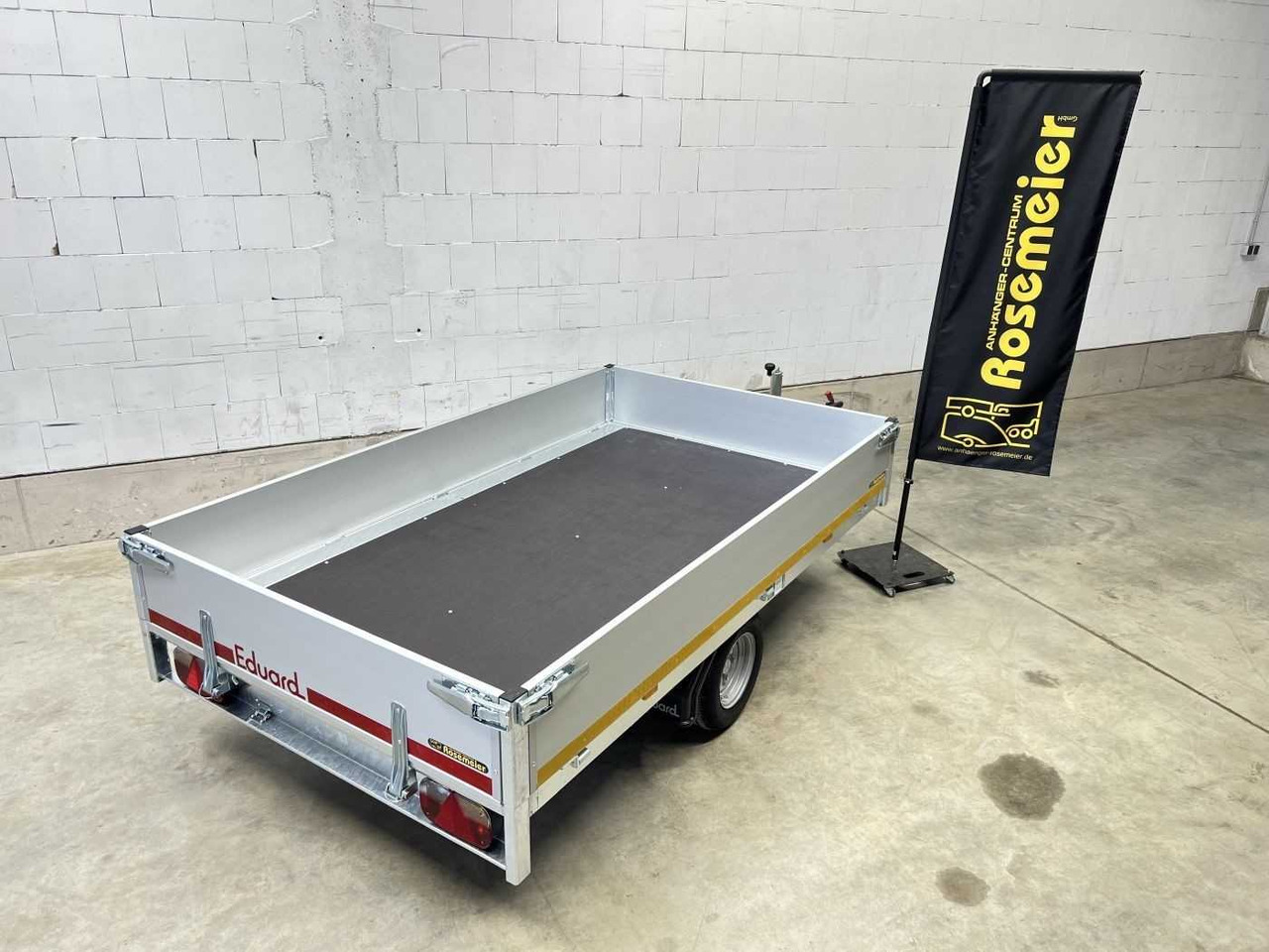 EDUARD 2615-3-PO3-1556 Maschinentransporter - Auto piekabe: foto 4 EDUARD 2615-3-PO3-1556 Maschinentransporter - Auto piekabe: foto 4