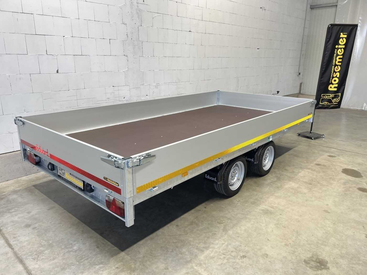 EDUARD 4020-4-P3-3563 Hochlader - Auto piekabe: foto 4 EDUARD 4020-4-P3-3563 Hochlader - Auto piekabe: foto 4