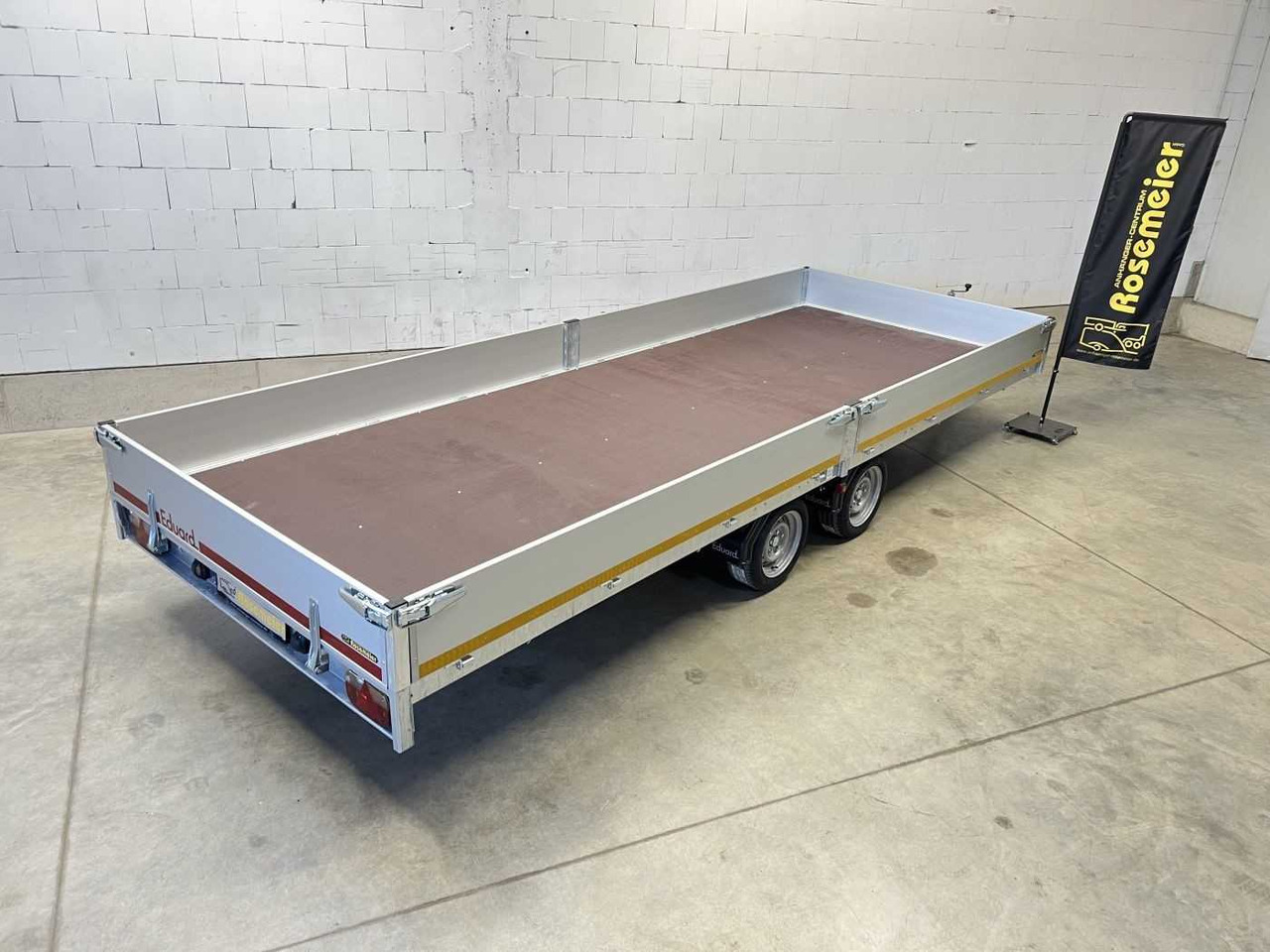 EDUARD 5520-4-P3-3063 Hochlader - Auto piekabe: foto 4 EDUARD 5520-4-P3-3063 Hochlader - Auto piekabe: foto 4