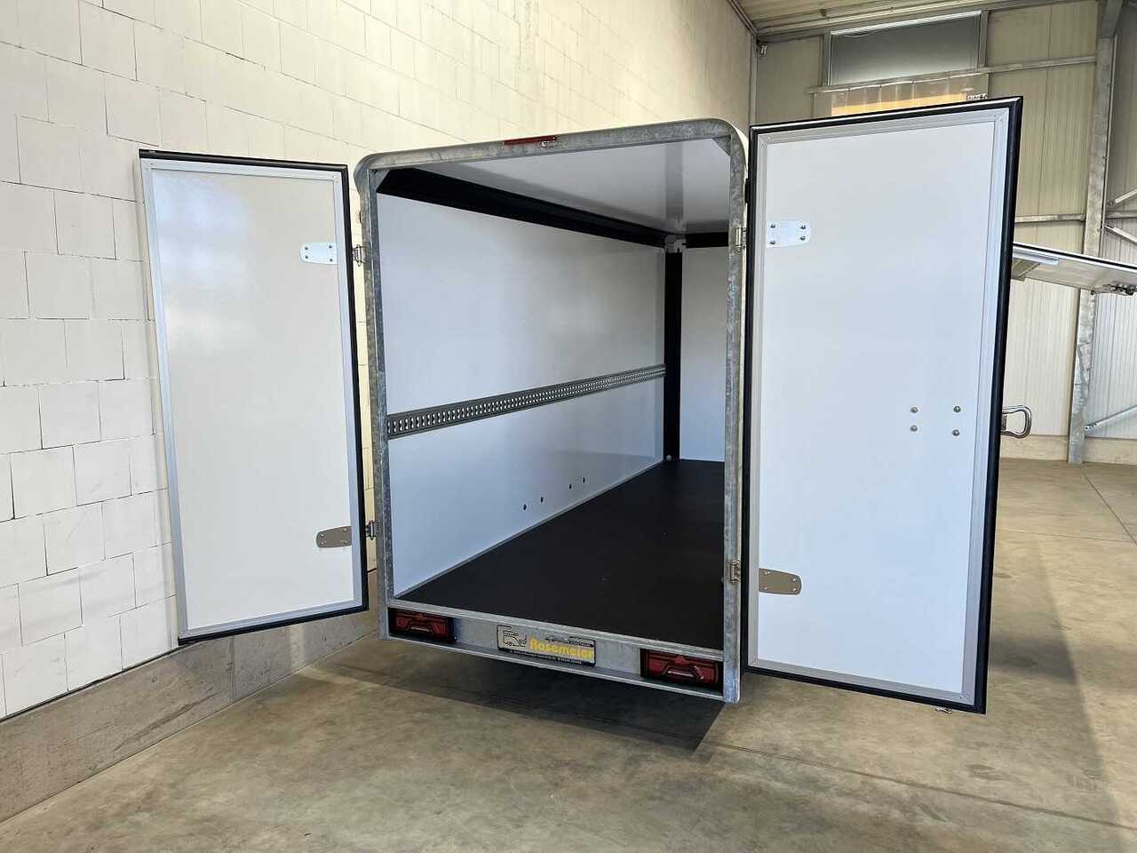 HENRA Box Trailer mit Seitenklappe Kofferanhänger - Tirdzniecības piekabe: foto 5 HENRA Box Trailer mit Seitenklappe Kofferanhänger - Tirdzniecības piekabe: foto 5