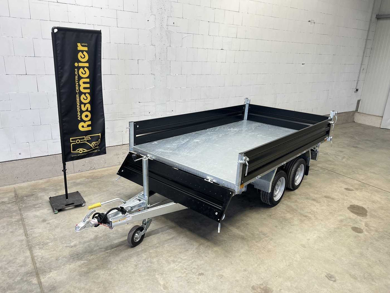 Jaunā Piekabe pašizgāzējs HUMBAUR HTK 3000.31 Stahl Black Dreiseitenkipper: foto 30