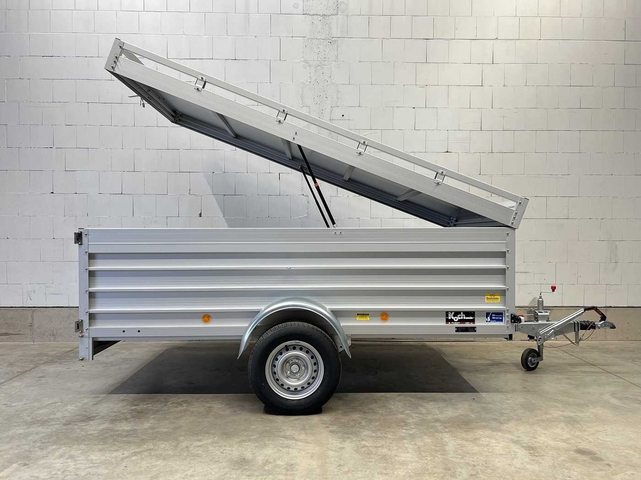 KOCH 7.13 2 BWEH Tür Deckelanhänger - Auto piekabe: foto 1 KOCH 7.13 2 BWEH Tür Deckelanhänger - Auto piekabe: foto 1