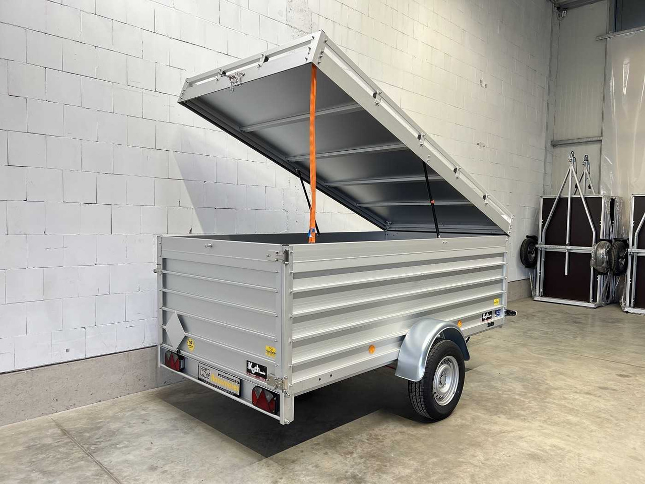 KOCH 7.13 3 BWEH Tür Deckelanhänger - Auto piekabe: foto 3 KOCH 7.13 3 BWEH Tür Deckelanhänger - Auto piekabe: foto 3