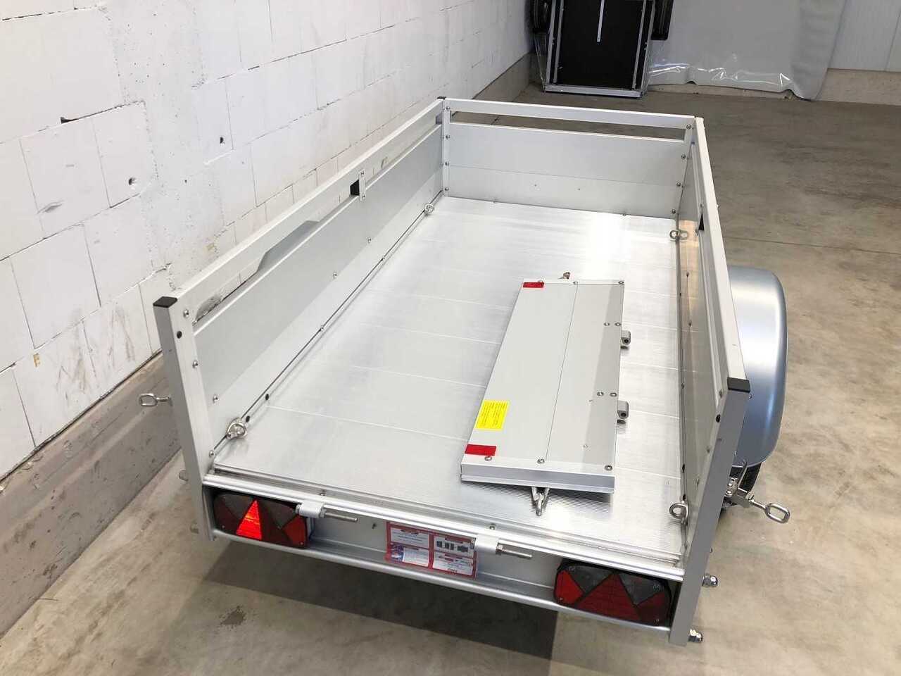 KOCH B1000 mit Alu-Boden Kastenanhänger gebremst - Auto piekabe: foto 5 KOCH B1000 mit Alu-Boden Kastenanhänger gebremst - Auto piekabe: foto 5