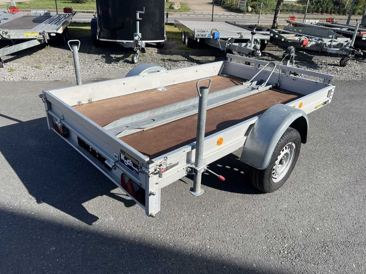 KOCH U750 N Kastenanhänger ungebremst - Motocikla piekabe: foto 3 KOCH U750 N Kastenanhänger ungebremst - Motocikla piekabe: foto 3