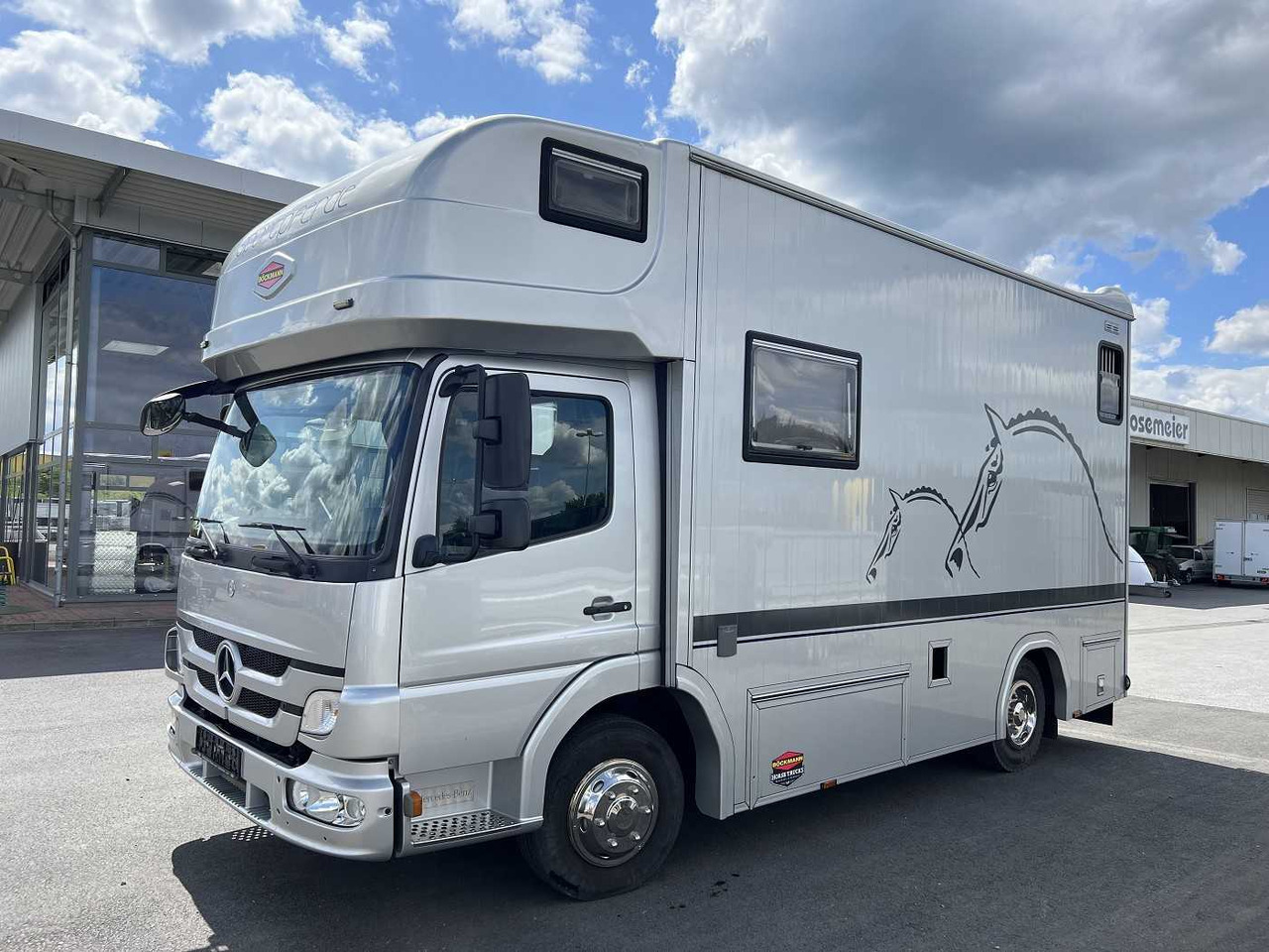 MERCEDES-BENZ Atego 918L LKW - Zirgu kravas automašīna: foto 4 MERCEDES-BENZ Atego 918L LKW - Zirgu kravas automašīna: foto 4