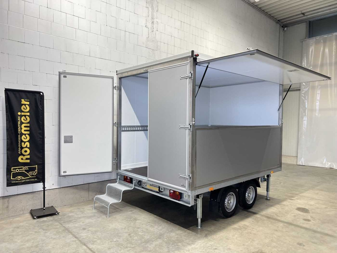 VEZEKO HK E 20.3 SP Technikanhänger Kofferanhänger - Piekabe: foto 4 VEZEKO HK E 20.3 SP Technikanhänger Kofferanhänger - Piekabe: foto 4