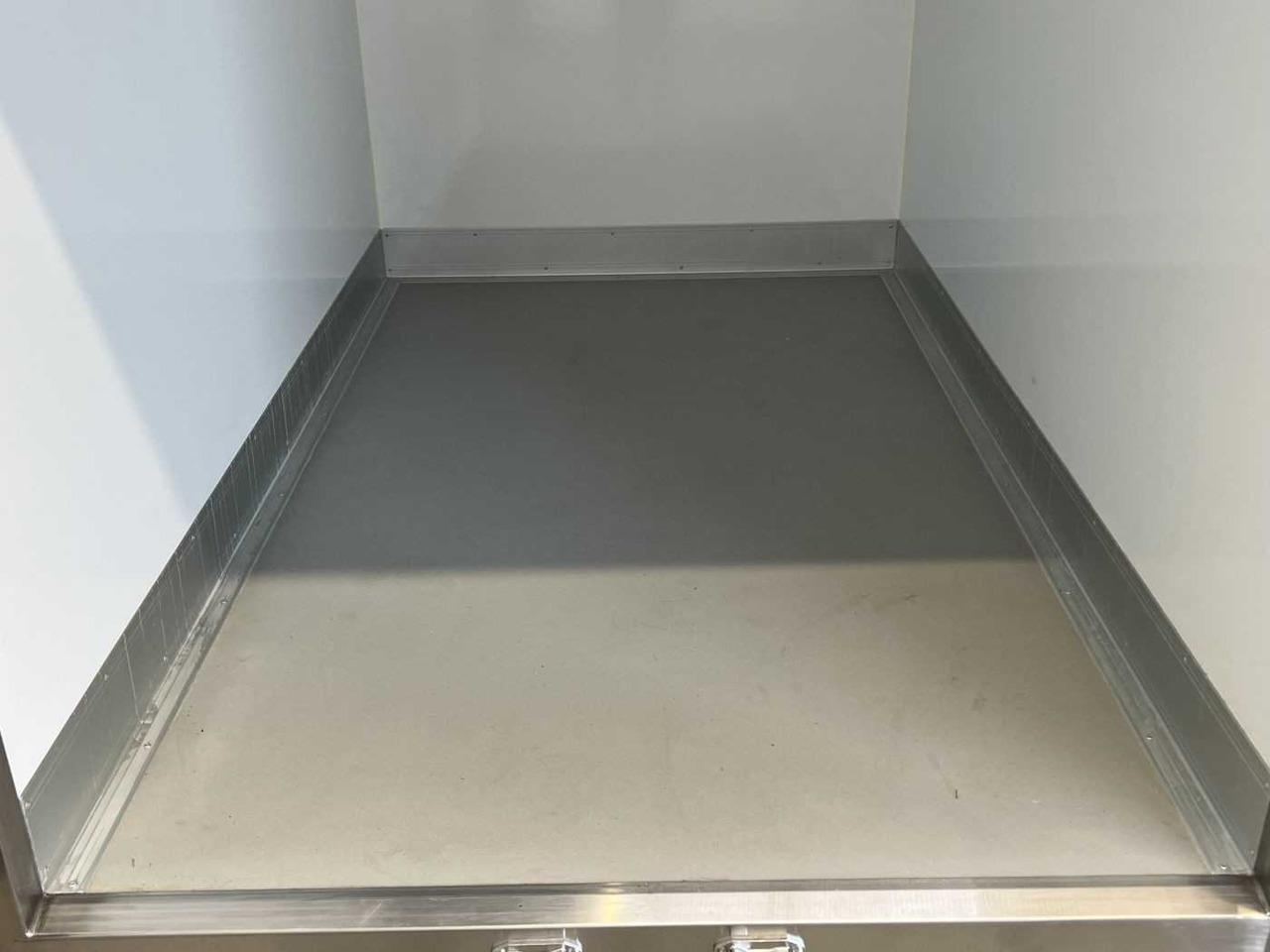 ROSEMEIER ER Cool 2.5 Kühlanhänger - Piekabe refrižerators: foto 4 ROSEMEIER ER Cool 2.5 Kühlanhänger - Piekabe refrižerators: foto 4