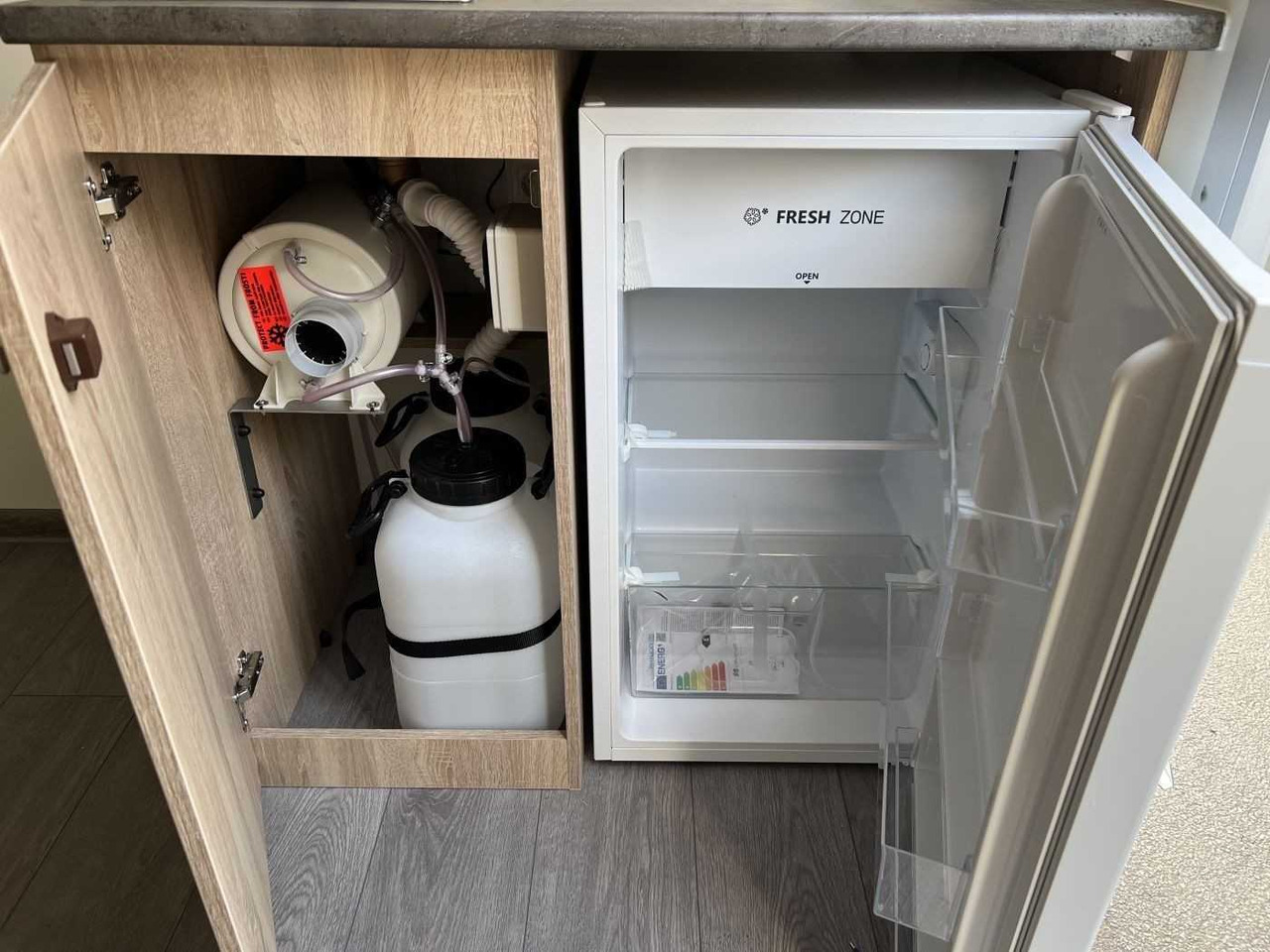 Jaunā Celtniecības konteiners, Piekabe ROSEMEIER VE Mobi 4200 WT Mannschaftswagen: foto 13