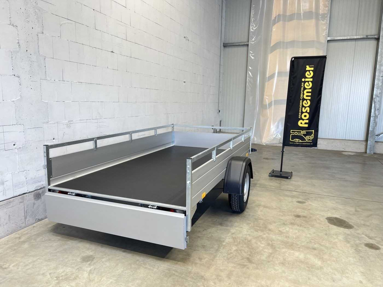 SARIS McAlu Pro 305 153 1500 1 Kastenanhänger gebremst - Auto piekabe: foto 2 SARIS McAlu Pro 305 153 1500 1 Kastenanhänger gebremst - Auto piekabe: foto 2