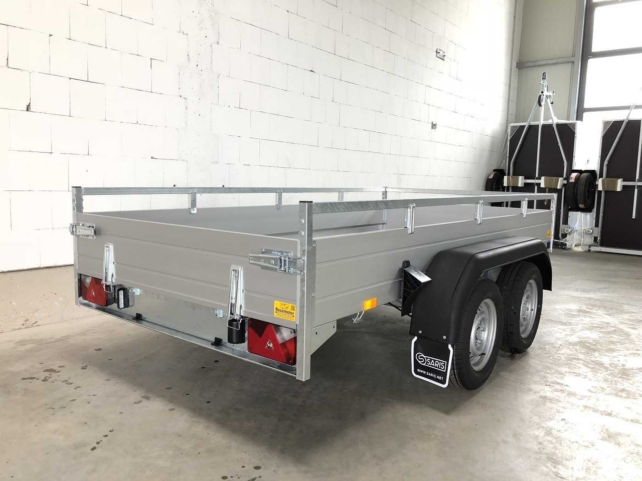 SARIS McAlu Pro 305 153 2000 2 Ramp Kastenanhänger geb - Auto piekabe: foto 2 SARIS McAlu Pro 305 153 2000 2 Ramp Kastenanhänger geb - Auto piekabe: foto 2