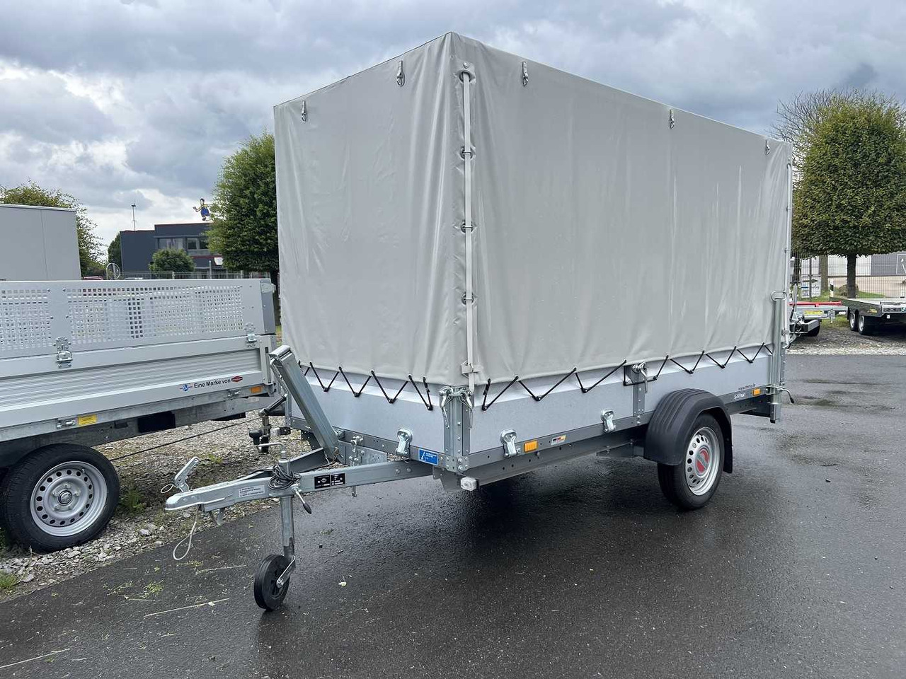 STEMA Rex 30 Plane Kastenanhänger ungebremst - Auto piekabe: foto 2 STEMA Rex 30 Plane Kastenanhänger ungebremst - Auto piekabe: foto 2