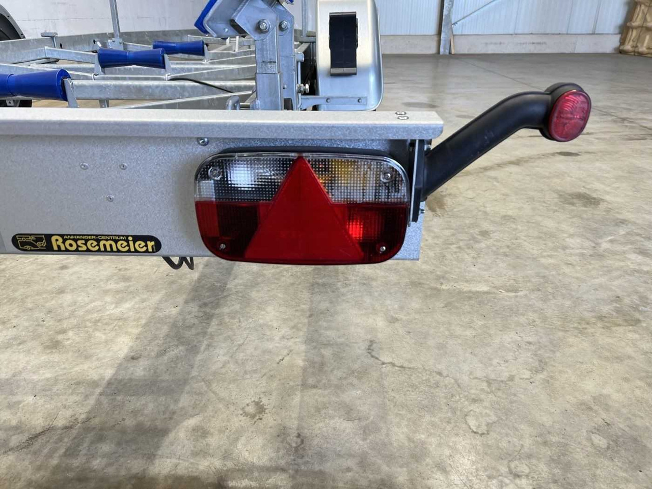 TPV BA2700-L 100 Bootsanhänger - Laivu piekabe: foto 4 TPV BA2700-L 100 Bootsanhänger - Laivu piekabe: foto 4