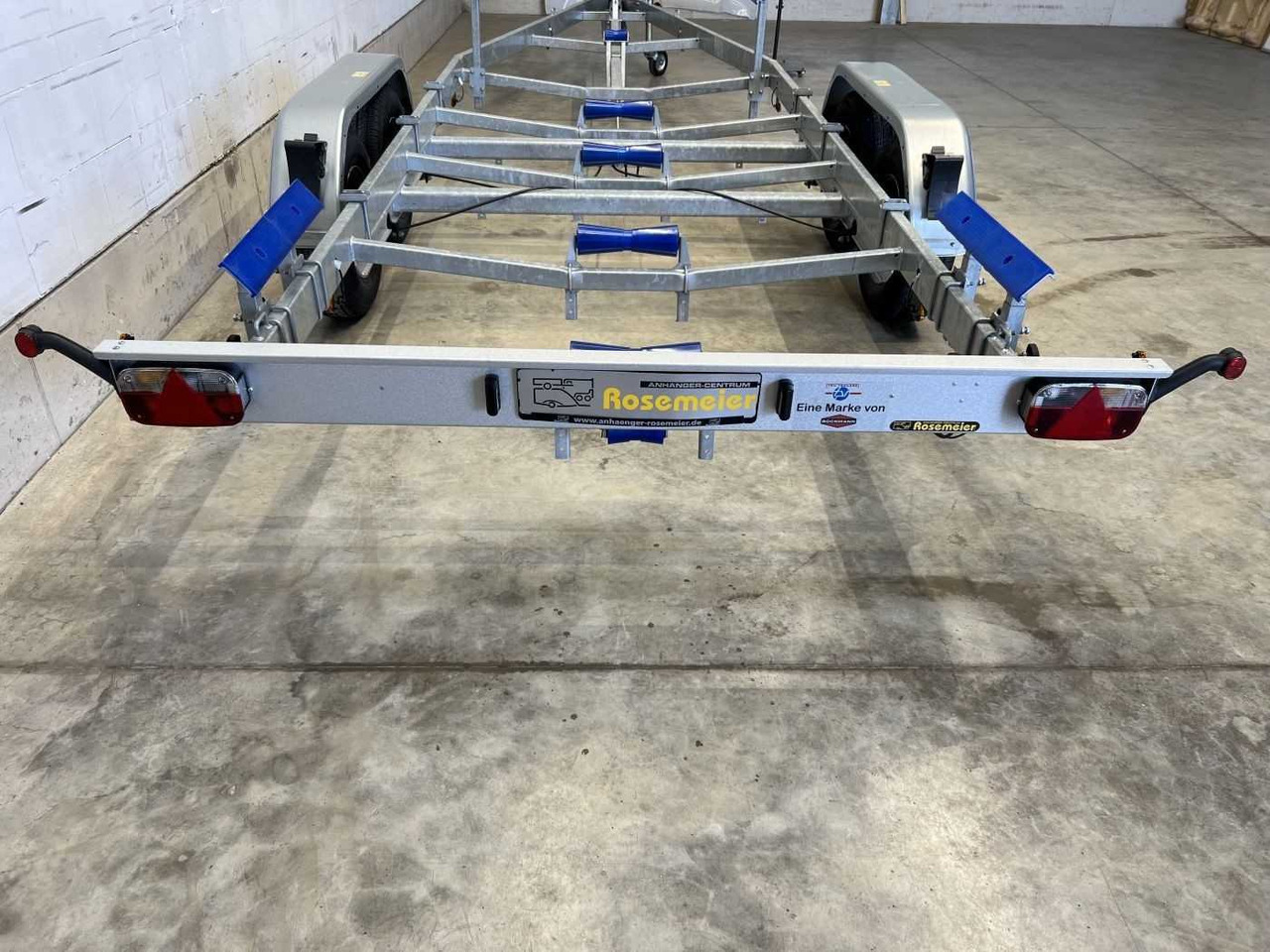 TPV BA2700-L 100 Bootsanhänger - Laivu piekabe: foto 3 TPV BA2700-L 100 Bootsanhänger - Laivu piekabe: foto 3