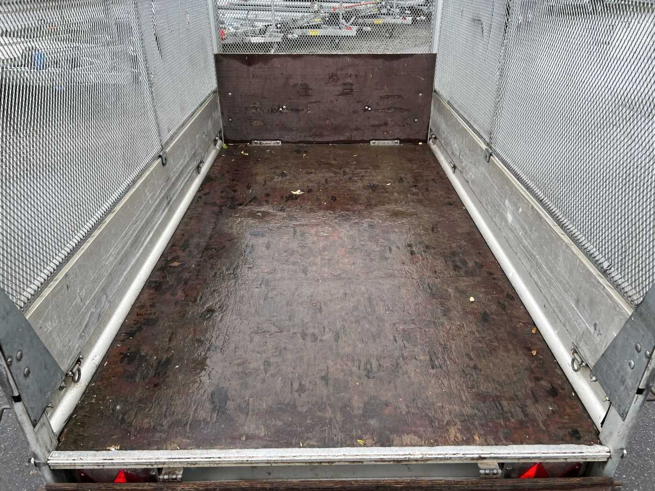 Auto piekabe UNSINN K 1325 Gitter Kastenanhänger gebremst: foto 12 Auto piekabe UNSINN K 1325 Gitter Kastenanhänger gebremst: foto 12