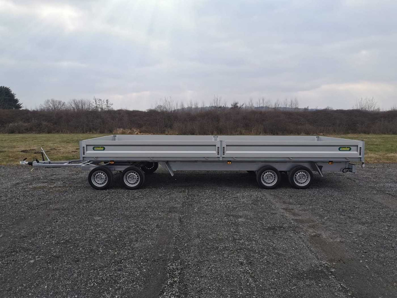 UNSINN UD-4 624-35-13 Drehschemelanhänger - Bortu piekabe/ Platforma: foto 2 UNSINN UD-4 624-35-13 Drehschemelanhänger - Bortu piekabe/ Platforma: foto 2