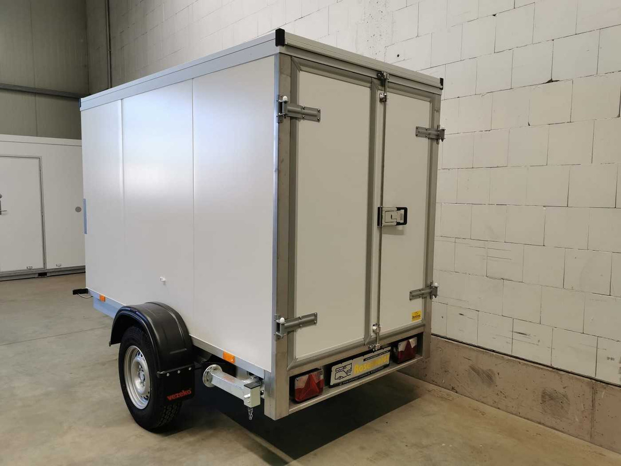 VEZEKO TK A 15.25 KH Kühlanhänger - Piekabe refrižerators: foto 4 VEZEKO TK A 15.25 KH Kühlanhänger - Piekabe refrižerators: foto 4