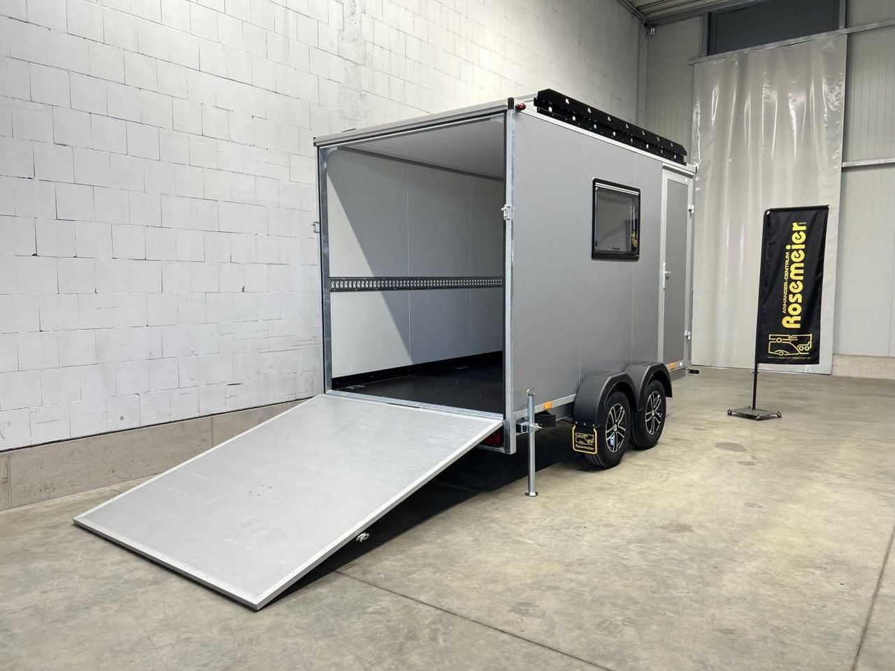 VEZEKO TK C 27.35 Motorradedition Kofferanhänger - Motocikla piekabe: foto 2 VEZEKO TK C 27.35 Motorradedition Kofferanhänger - Motocikla piekabe: foto 2