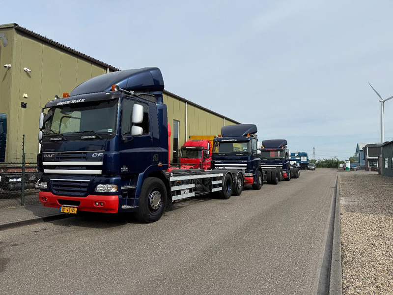 DAF CF 85 CF85-360 6X2 FAN 3 X IN STOCK TOP CONDITION NL TRUCKS - Šasija kravas automašīna: foto 1 DAF CF 85 CF85-360 6X2 FAN 3 X IN STOCK TOP CONDITION NL TRUCKS - Šasija kravas automašīna: foto 1