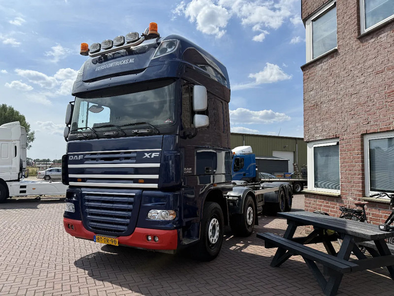 DAF XF 105 XF105-510 8X4 CHASSIS-RETARDER-HOLLAND TRUCK - Šasija kravas automašīna: foto 2 DAF XF 105 XF105-510 8X4 CHASSIS-RETARDER-HOLLAND TRUCK - Šasija kravas automašīna: foto 2