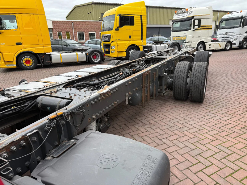 DAF XF 460 XF460 6X2 SCC EURO6 CHASSIS - HOLLAND TRUCK - TOP CONDITION!!! - Šasija kravas automašīna: foto 5 DAF XF 460 XF460 6X2 SCC EURO6 CHASSIS - HOLLAND TRUCK - TOP CONDITION!!! - Šasija kravas automašīna: foto 5