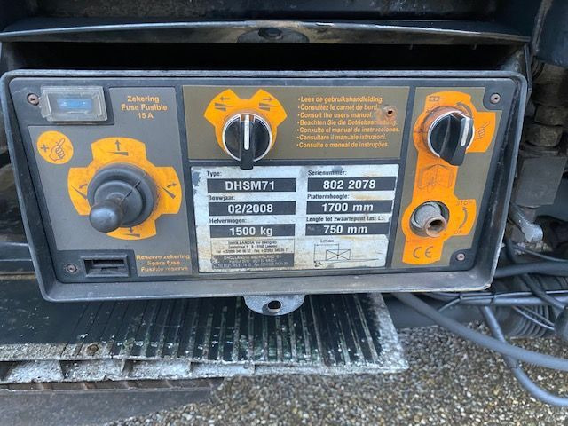 Kravas automašīna ar slēgto virsbūvi MAN TGS 18.320 TGS 18.320 BAKWAGEN MET LAADKLEP COMPLEET MET 2-ASSIGE AANHANGWAGEN: foto 16 Kravas automašīna ar slēgto virsbūvi MAN TGS 18.320 TGS 18.320 BAKWAGEN MET LAADKLEP COMPLEET MET 2-ASSIGE AANHANGWAGEN: foto 16