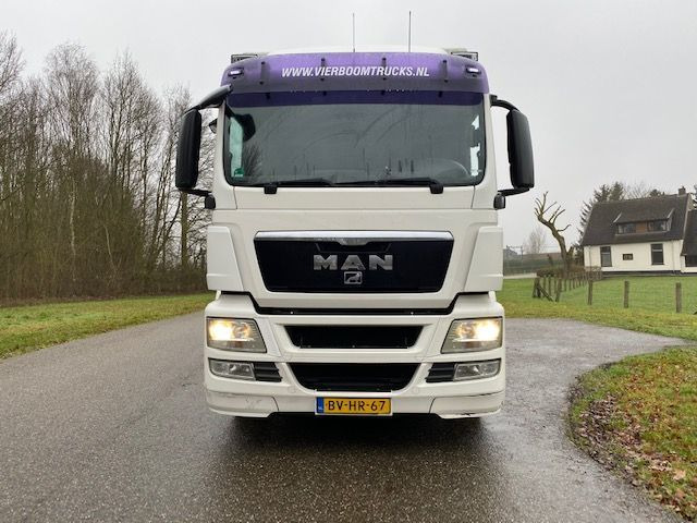 Kravas automašīna ar slēgto virsbūvi MAN TGS 18.320 TGS 18.320 BAKWAGEN MET LAADKLEP COMPLEET MET 2-ASSIGE AANHANGWAGEN: foto 6 Kravas automašīna ar slēgto virsbūvi MAN TGS 18.320 TGS 18.320 BAKWAGEN MET LAADKLEP COMPLEET MET 2-ASSIGE AANHANGWAGEN: foto 6