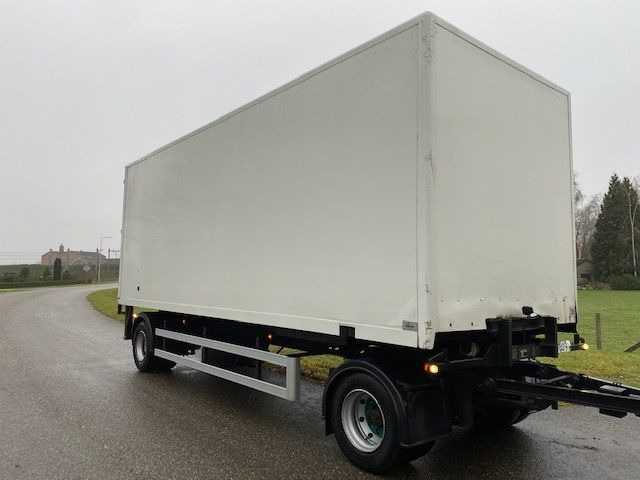 Kravas automašīna ar slēgto virsbūvi MAN TGS 18.320 TGS 18.320 BAKWAGEN MET LAADKLEP COMPLEET MET 2-ASSIGE AANHANGWAGEN: foto 15 Kravas automašīna ar slēgto virsbūvi MAN TGS 18.320 TGS 18.320 BAKWAGEN MET LAADKLEP COMPLEET MET 2-ASSIGE AANHANGWAGEN: foto 15