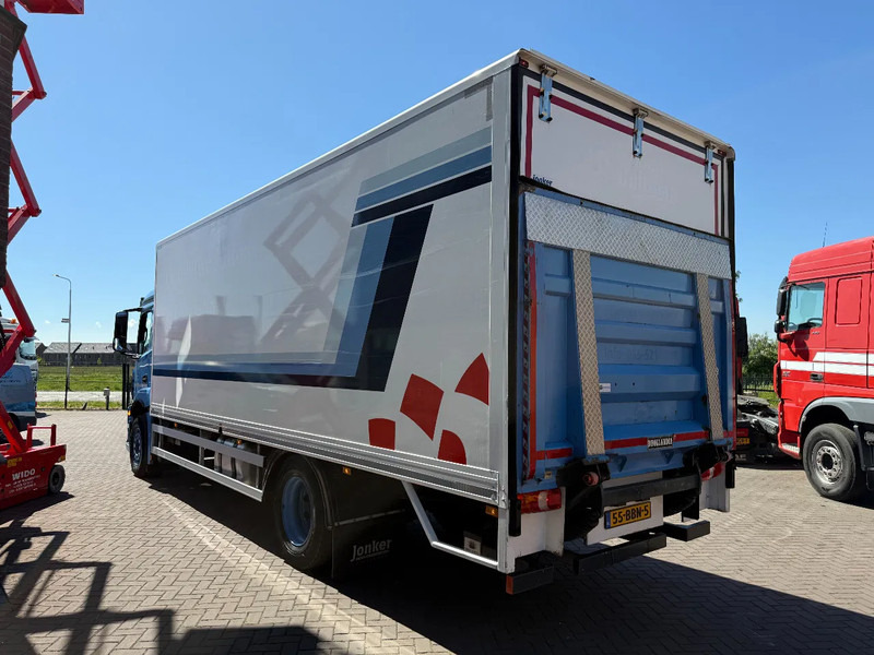Mercedes-Benz Antos Antos 1824L Koffer mit 2 Tons Ladebordwand TUV/10-25 / Holland Truck - Kravas automašīna ar slēgto virsbūvi: foto 2 Mercedes-Benz Antos Antos 1824L Koffer mit 2 Tons Ladebordwand TUV/10-25 / Holland Truck - Kravas automašīna ar slēgto virsbūvi: foto 2