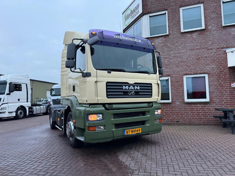 MAN TGA 18.320 TGA 18.320 4X2 / Airco/ Sleeping cabin / Euro 4 Holland Truck- Top Condition - Vilcējs: foto 1 MAN TGA 18.320 TGA 18.320 4X2 / Airco/ Sleeping cabin / Euro 4 Holland Truck- Top Condition - Vilcējs: foto 1