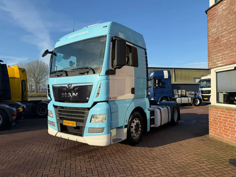 MAN TGX 18.420 TGX 18.420 4X2 / 2 BEDS / SMART TACHO / FRIDGE / PARKING AIRCO / TOP CONDITION / NEW MODEL - Vilcējs: foto 2 MAN TGX 18.420 TGX 18.420 4X2 / 2 BEDS / SMART TACHO / FRIDGE / PARKING AIRCO / TOP CONDITION / NEW MODEL - Vilcējs: foto 2