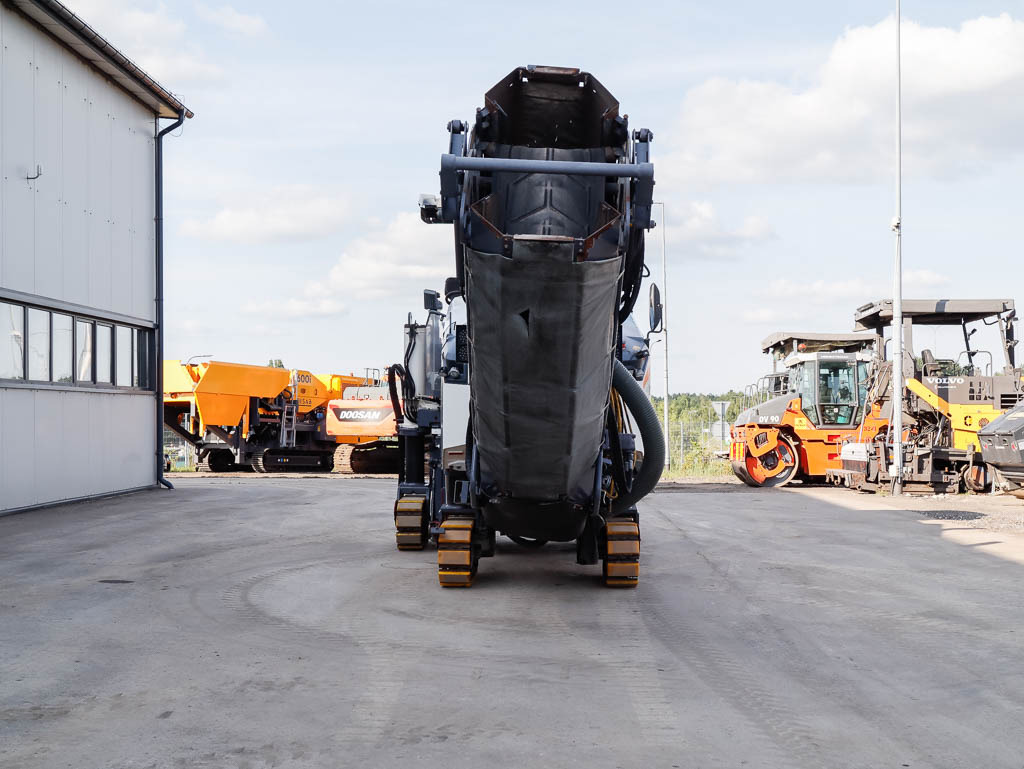 WIRTGEN W 100 CFi - Asfalta frēze: foto 3 WIRTGEN W 100 CFi - Asfalta frēze: foto 3
