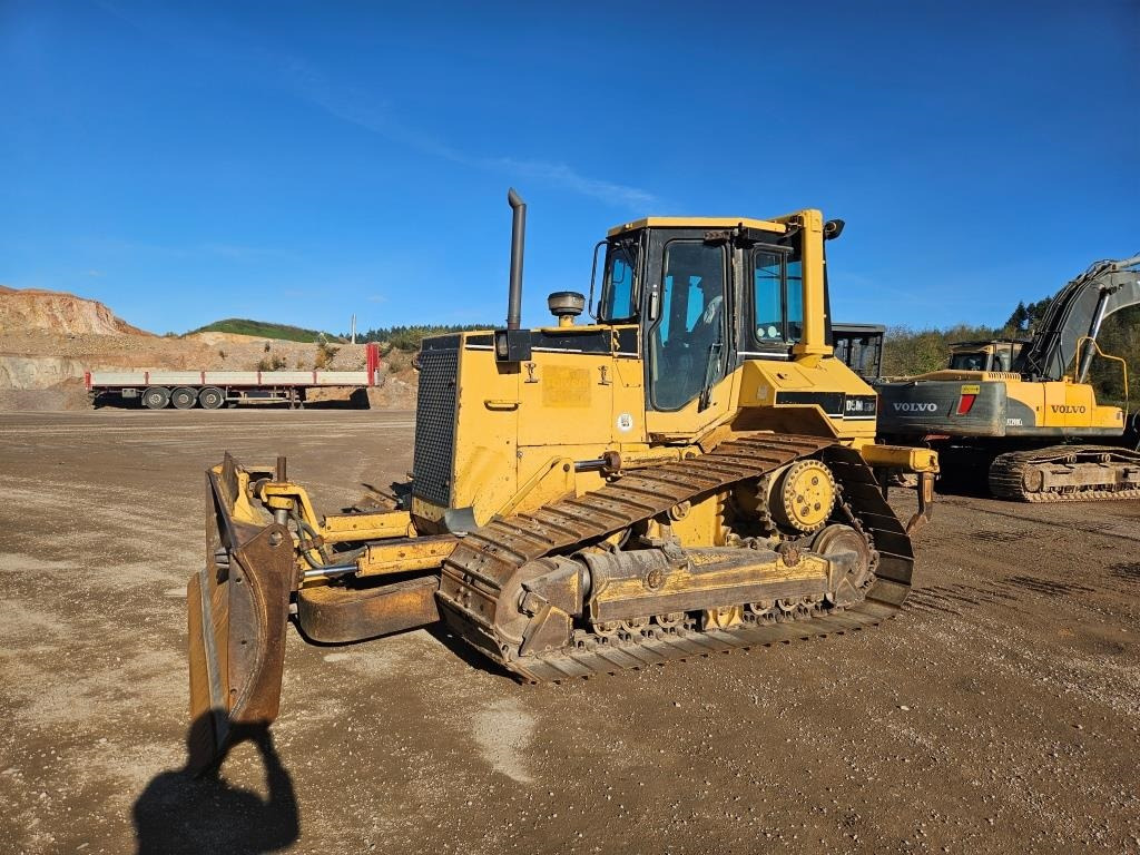 CATERPILLAR D 5 M LGP - Buldozers: foto 2 CATERPILLAR D 5 M LGP - Buldozers: foto 2