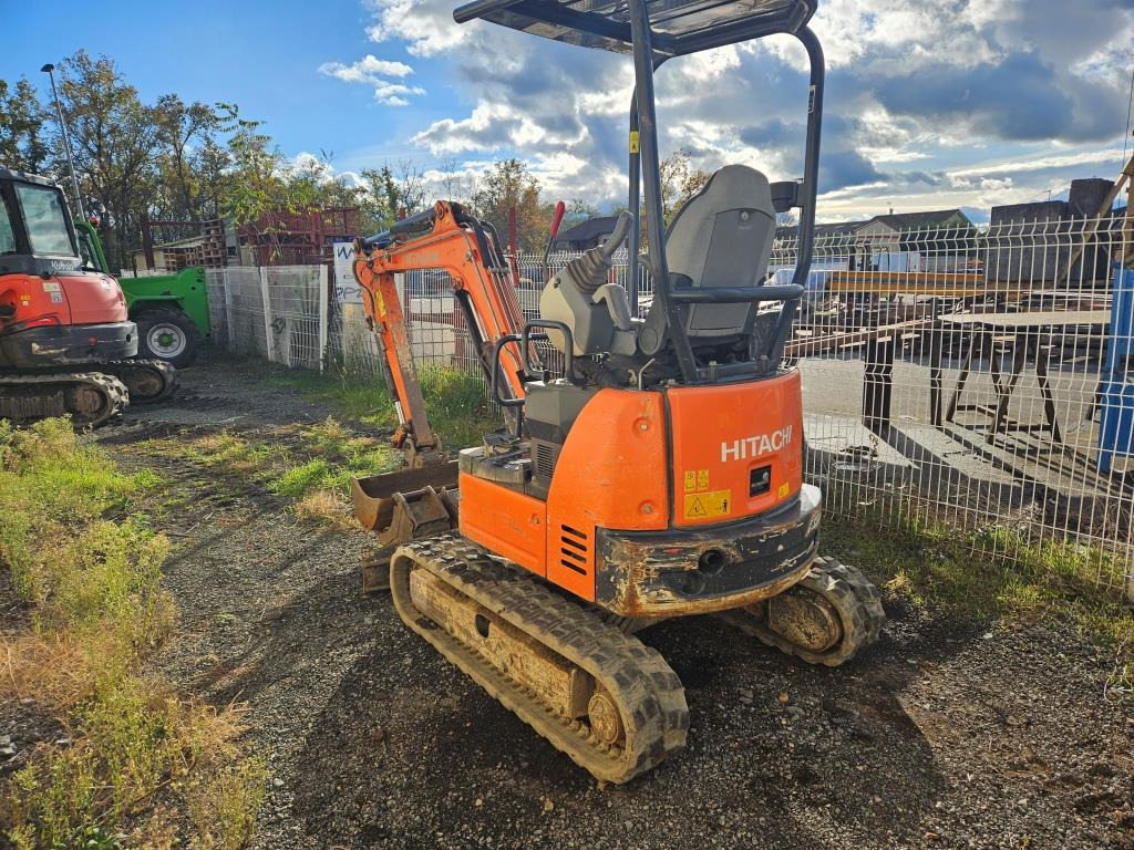 HITACHI ZX 19 - Mini-ekskavators: foto 2 HITACHI ZX 19 - Mini-ekskavators: foto 2