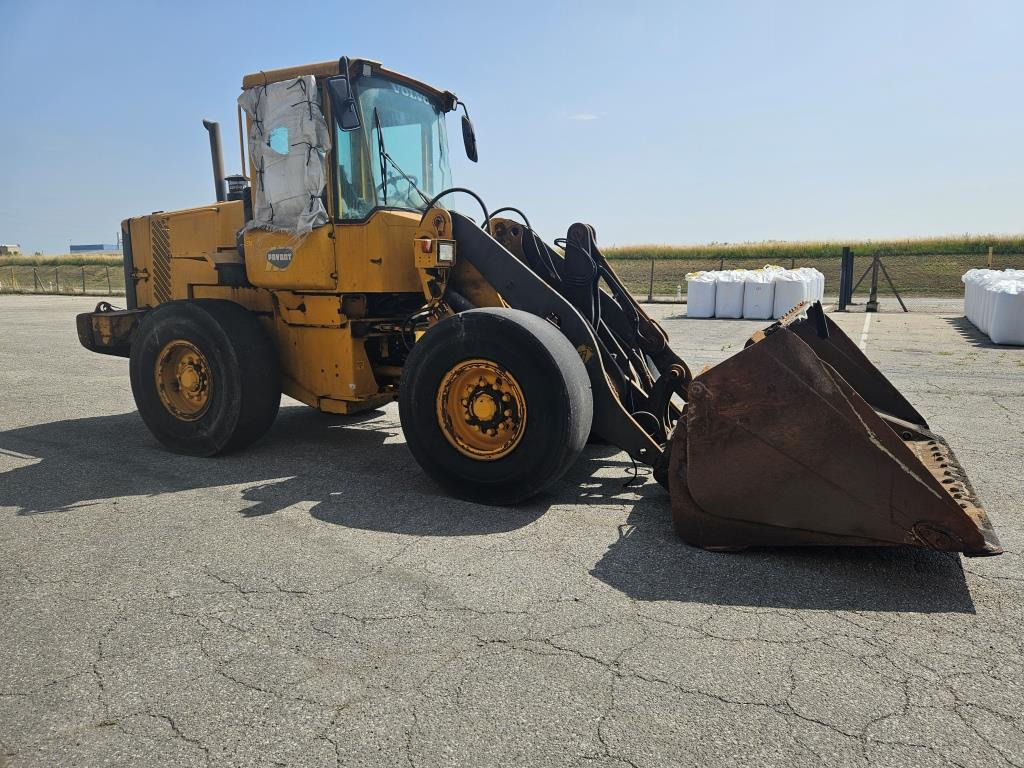 Riteņu iekrāvējs VOLVO L 70 D: foto 6