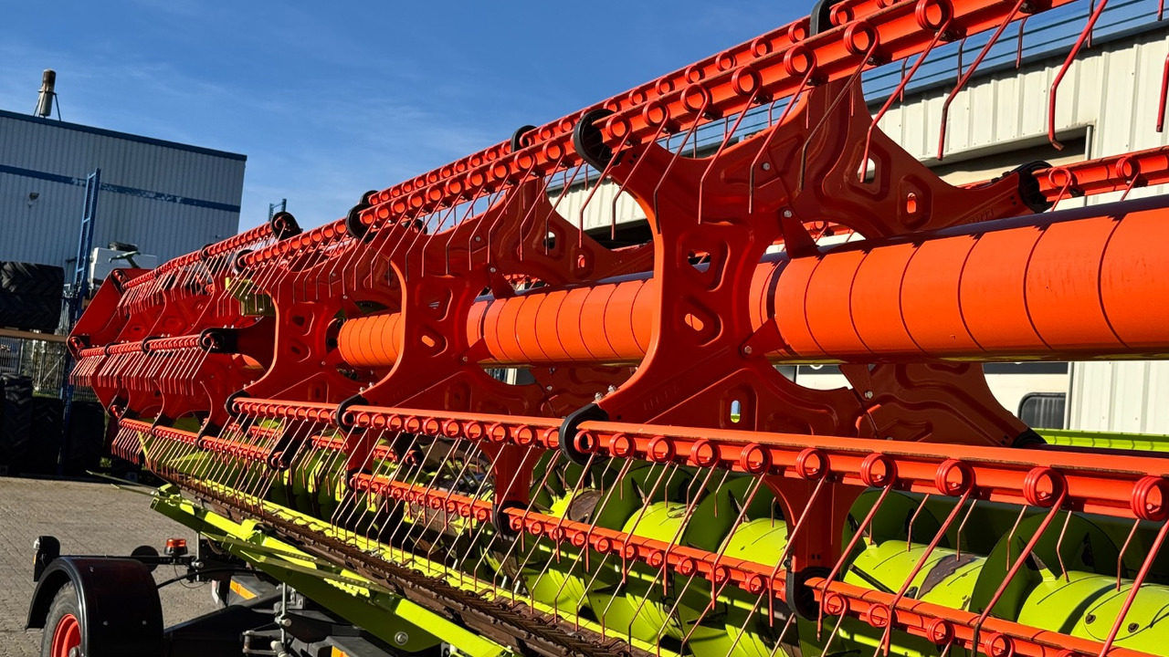 CLAAS VARIO 1080 Schneidwerkswagen - Labības kombains: foto 5 CLAAS VARIO 1080 Schneidwerkswagen - Labības kombains: foto 5