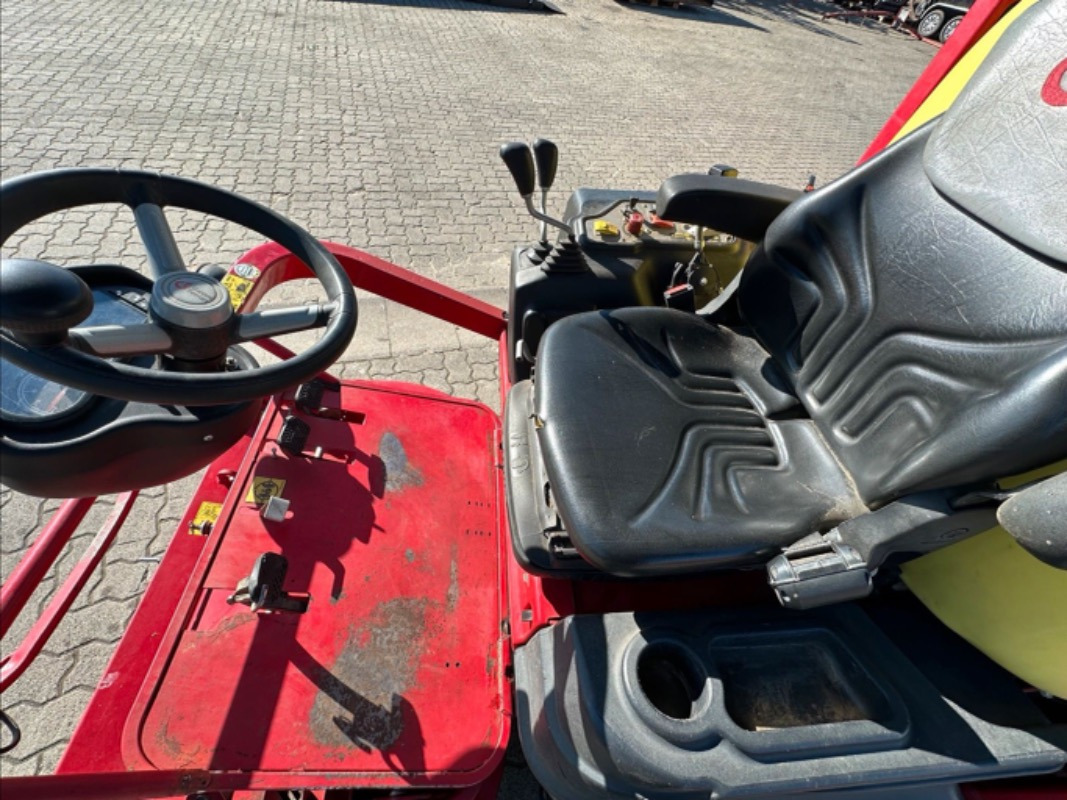 Pļāvējs Ferrari Turbo 1 WT Hochentleerung: foto 6