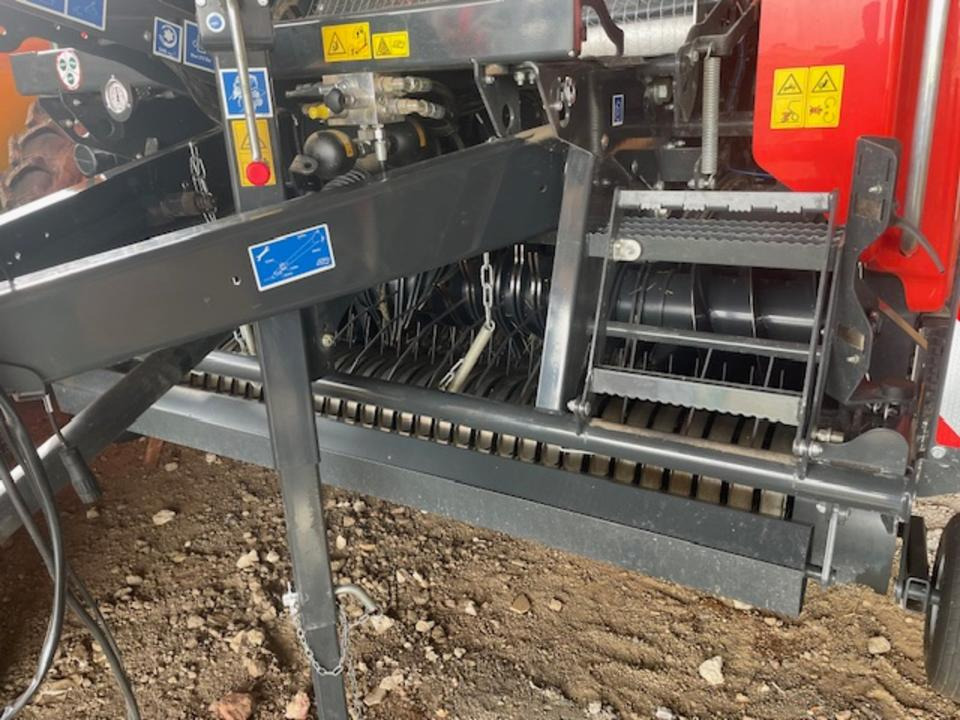 Rundballenpresse Kuhn FB 3125 OC 14 - Rituļu prese: foto 4 Rundballenpresse Kuhn FB 3125 OC 14 - Rituļu prese: foto 4