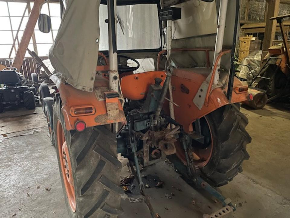 Traktor Fiat 315, 33PS - Traktors: foto 3 Traktor Fiat 315, 33PS - Traktors: foto 3