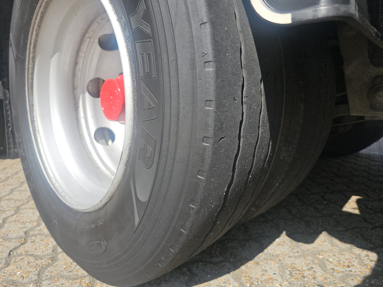 Puspiekabe slēgtā virsbūve Kel-Berg 2 Aksel City 13,60: foto 22