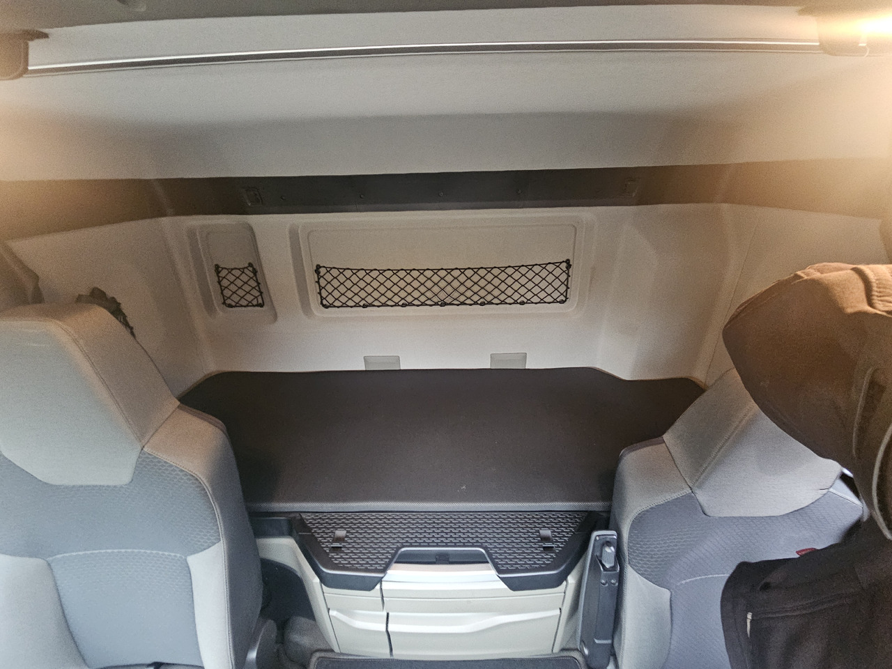 Kravas automašīna ar tentu MAN TGL 12.250: foto 10