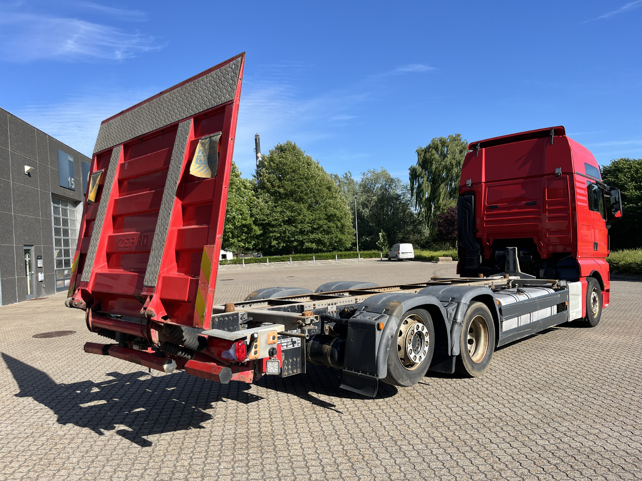 MAN TGX 26.500 6x2 - Konteineru vedējs/ Kravas automašīna ar noņemamā virsbūve: foto 4 MAN TGX 26.500 6x2 - Konteineru vedējs/ Kravas automašīna ar noņemamā virsbūve: foto 4