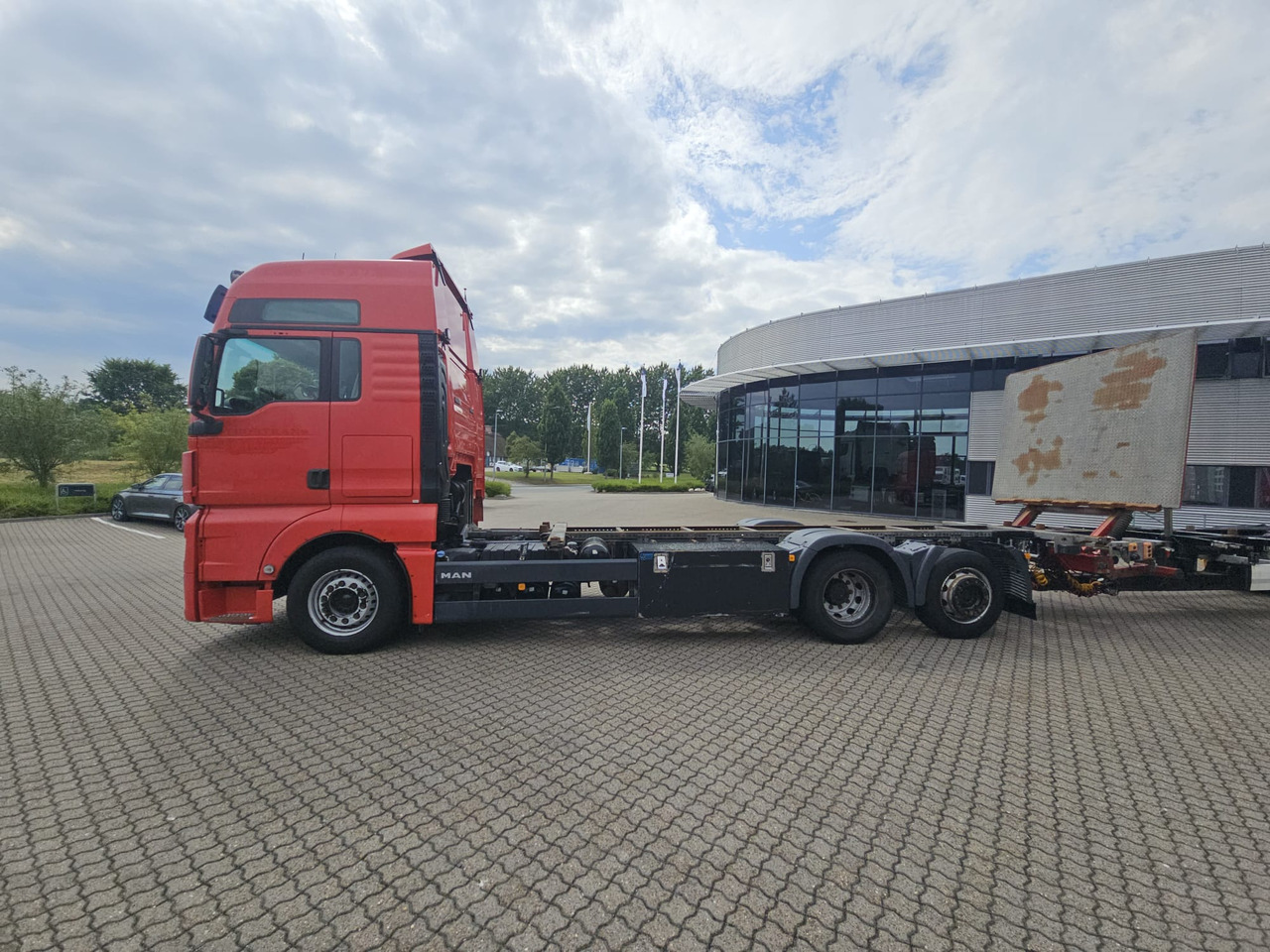 MAN TGX 26.500 with trailer - Konteineru vedējs/ Kravas automašīna ar noņemamā virsbūve: foto 5 MAN TGX 26.500 with trailer - Konteineru vedējs/ Kravas automašīna ar noņemamā virsbūve: foto 5