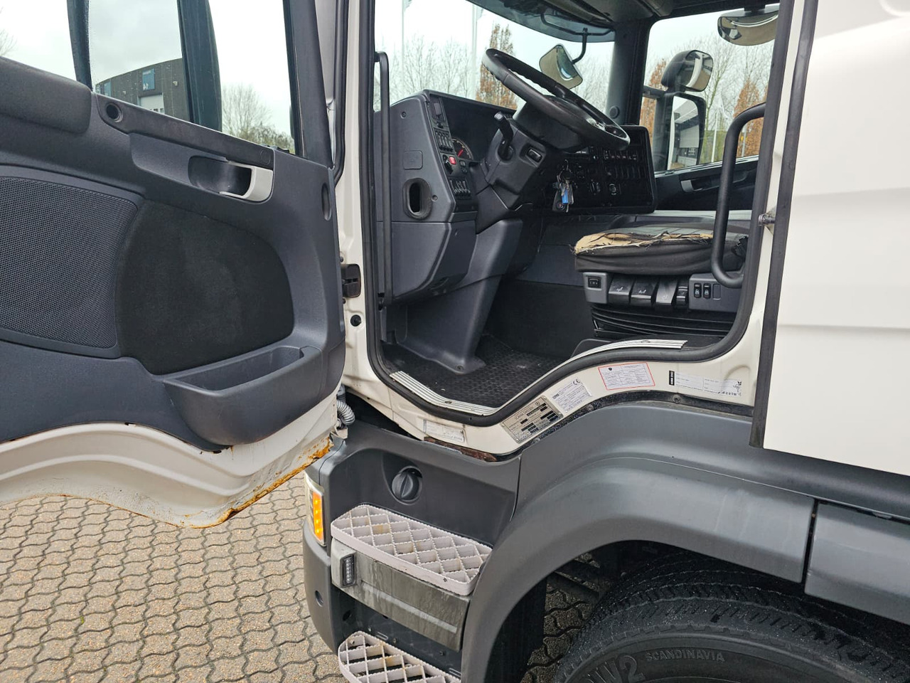 Scania P280 - Kravas automašīna refrižerators: foto 5 Scania P280 - Kravas automašīna refrižerators: foto 5