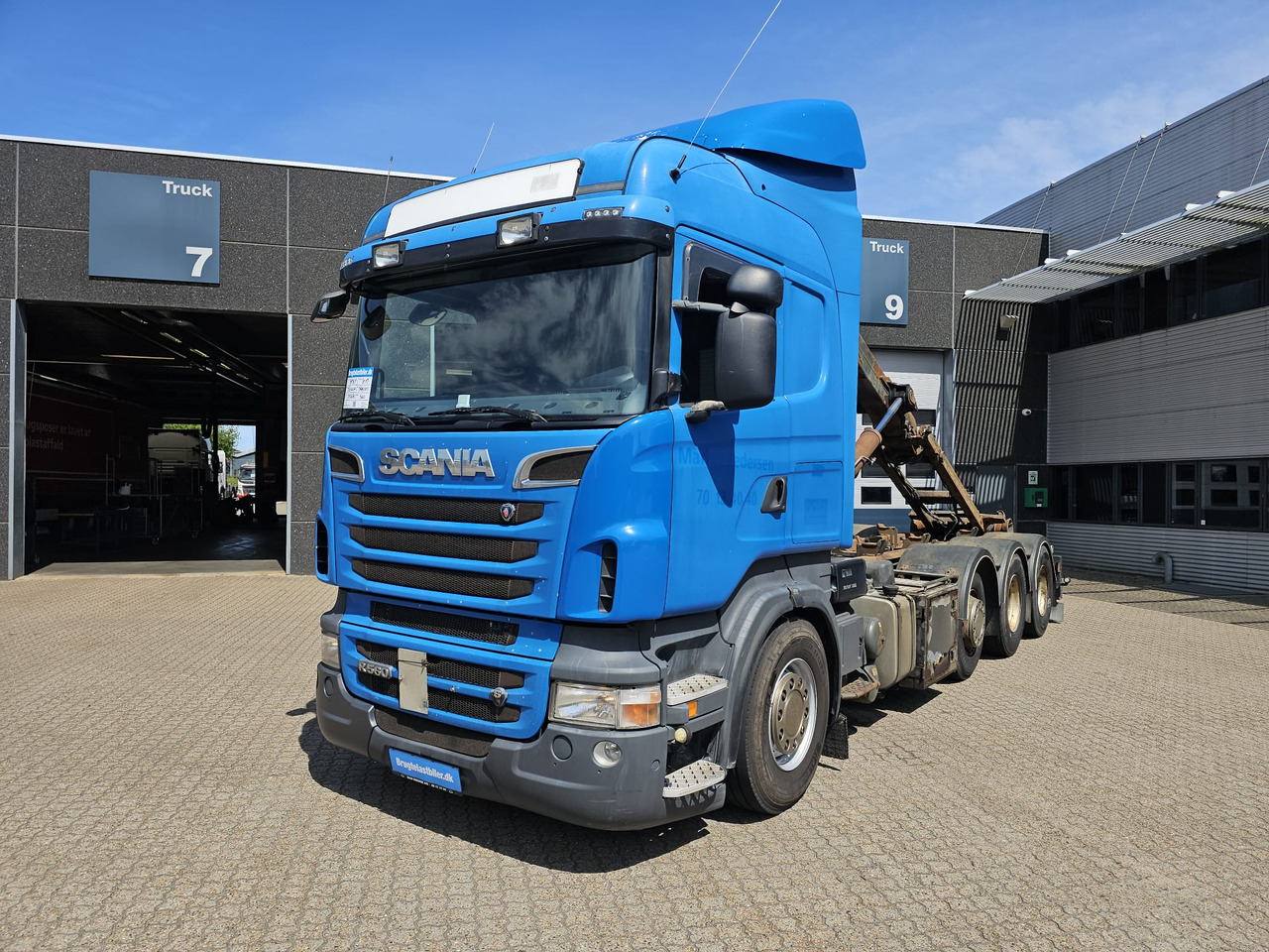 Scania R560 - Pacēlājs ar āķi: foto 1 Scania R560 - Pacēlājs ar āķi: foto 1