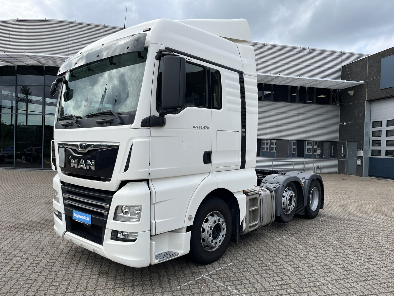 MAN TGX 26.470 6x2-2 - Vilcējs: foto 1 MAN TGX 26.470 6x2-2 - Vilcējs: foto 1