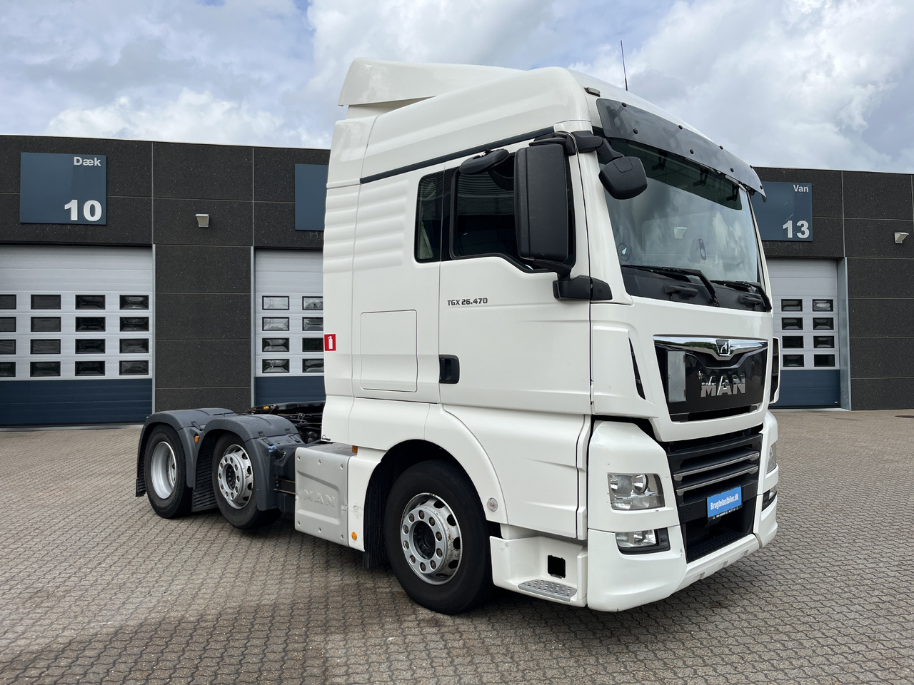 MAN TGX 26.470 6x2-2 - Vilcējs: foto 2 MAN TGX 26.470 6x2-2 - Vilcējs: foto 2