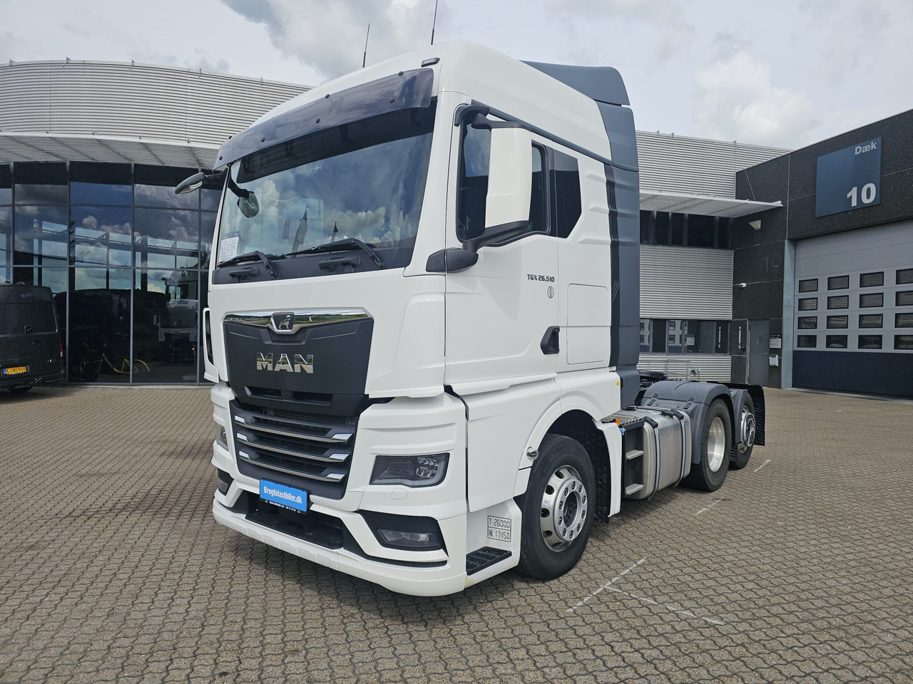 MAN TGX 26.510 6x2 - Vilcējs: foto 1 MAN TGX 26.510 6x2 - Vilcējs: foto 1